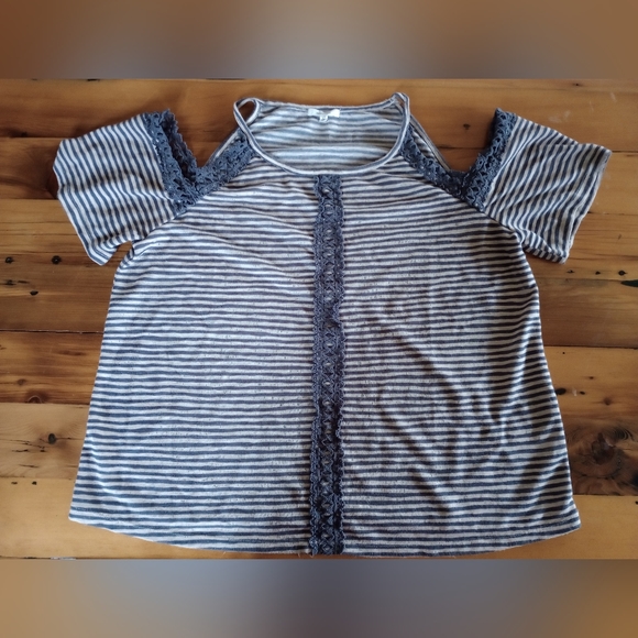 Women's Maurices cold shoulder top - Picture 1 of 4